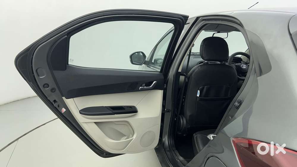 Tata Tiago Xza Plus, 2022, Petrol