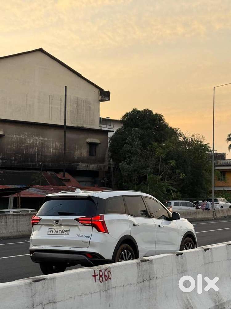 Mahindra Xuv700 2023 Diesel 50000 Km Driven