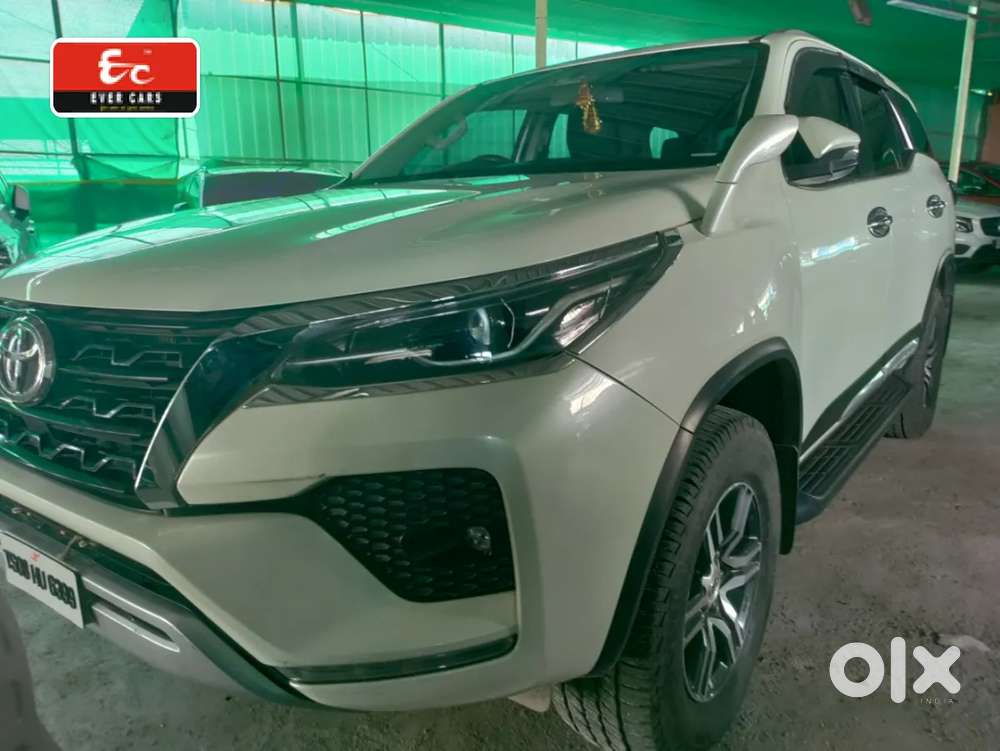 Toyota Fortuner Legender, 2021, Diesel