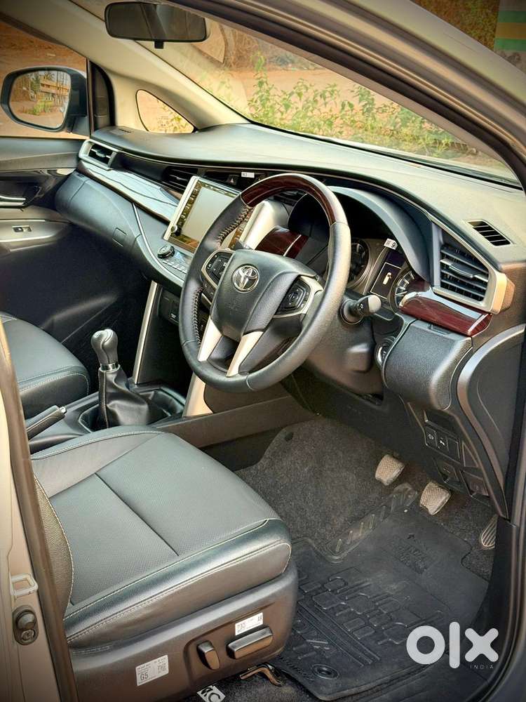 Toyota Innova Crysta 2.4 Z 7 Str, 2025, Diesel
