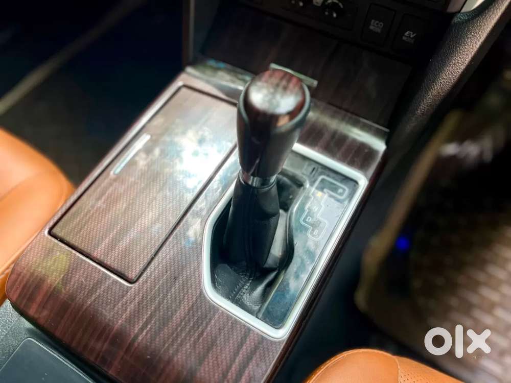 Toyota Camry Hybrid, 2018, Petrol