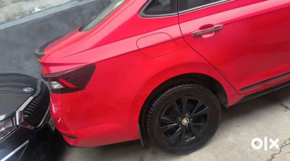Skoda Slavia Sportline Petrol 2025
