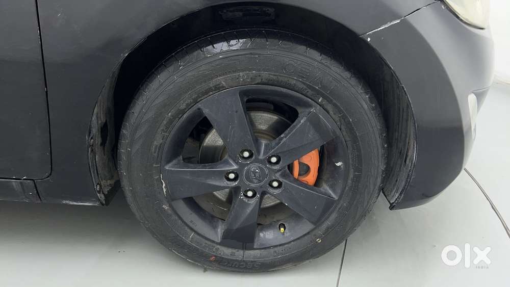 Hyundai Neo Fluidic Elantra 1.8 Sx At Vtvt, 2014, Petrol