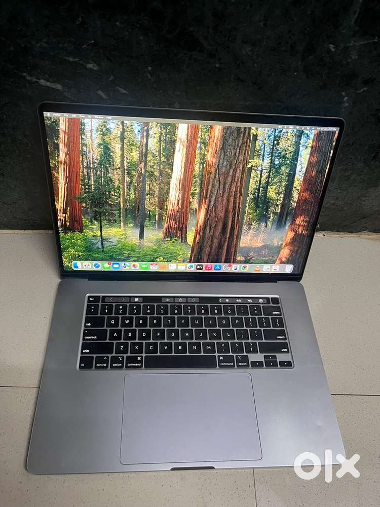 MacBook Pro 2019 i9 16GB RAM 1TB SSD Excellent - Computers