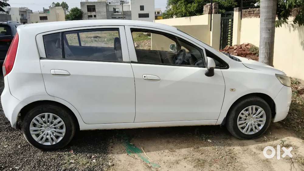 Chevrolet Sail Hatchback 2014 Year