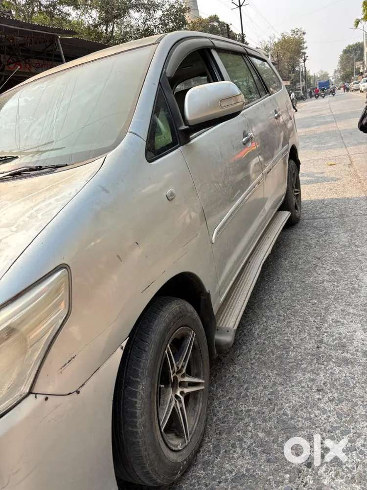 Toyota Innova 2006 Diesel 125000 Km Driven