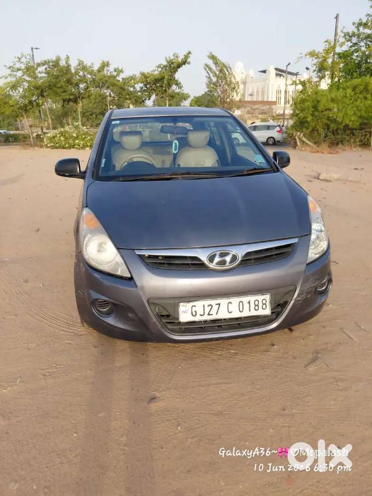 2011 Model Petrol.5500km .good Condition