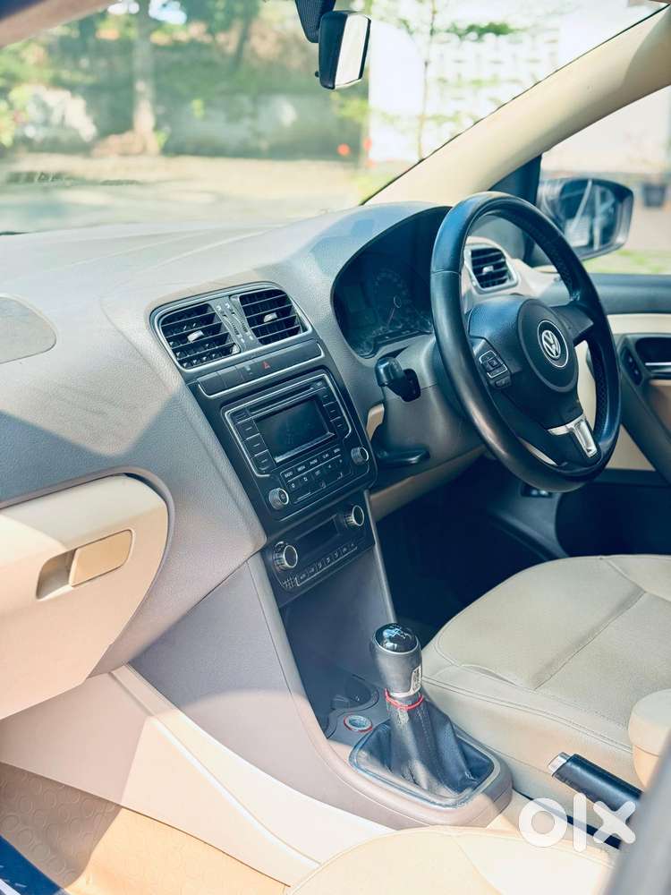 Volkswagen Vento Celeste 1.6 Highline, 2013, Petrol