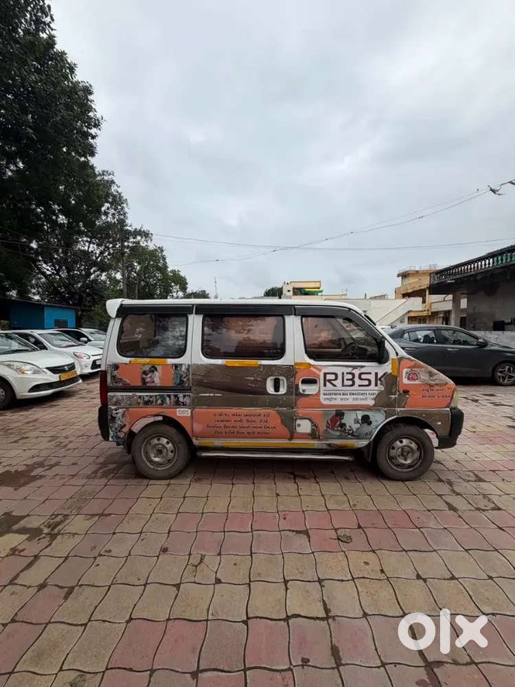 Maruti Suzuki Eeco 2015 V