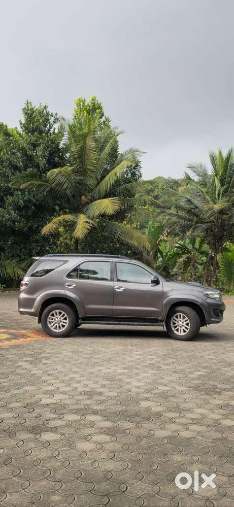 Grey Metallic Fortuner 2012 Model Automatic