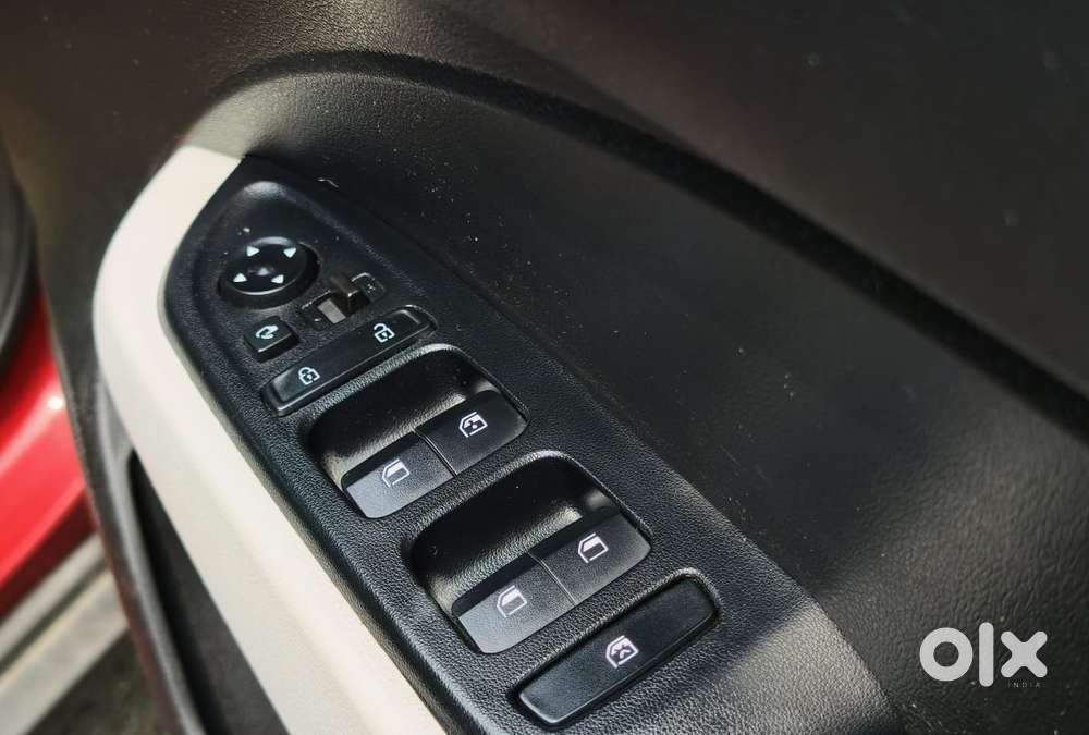 Hyundai Venue Sx (o) Mt 1.5 Diesel, 2022, Diesel