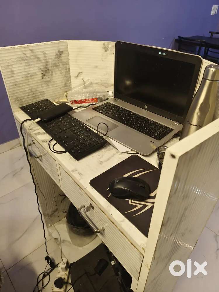 Cash counter