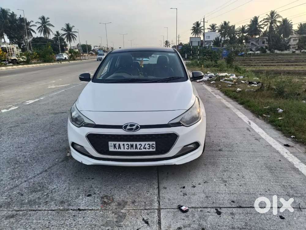 Hyundai Elite I20 2015 Diesel 118000 Km Driven