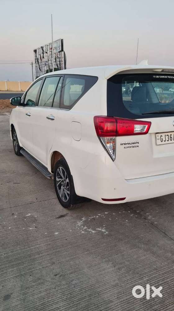 Toyota Innova Crysta 2.4 V 8 Str, 2022, Diesel