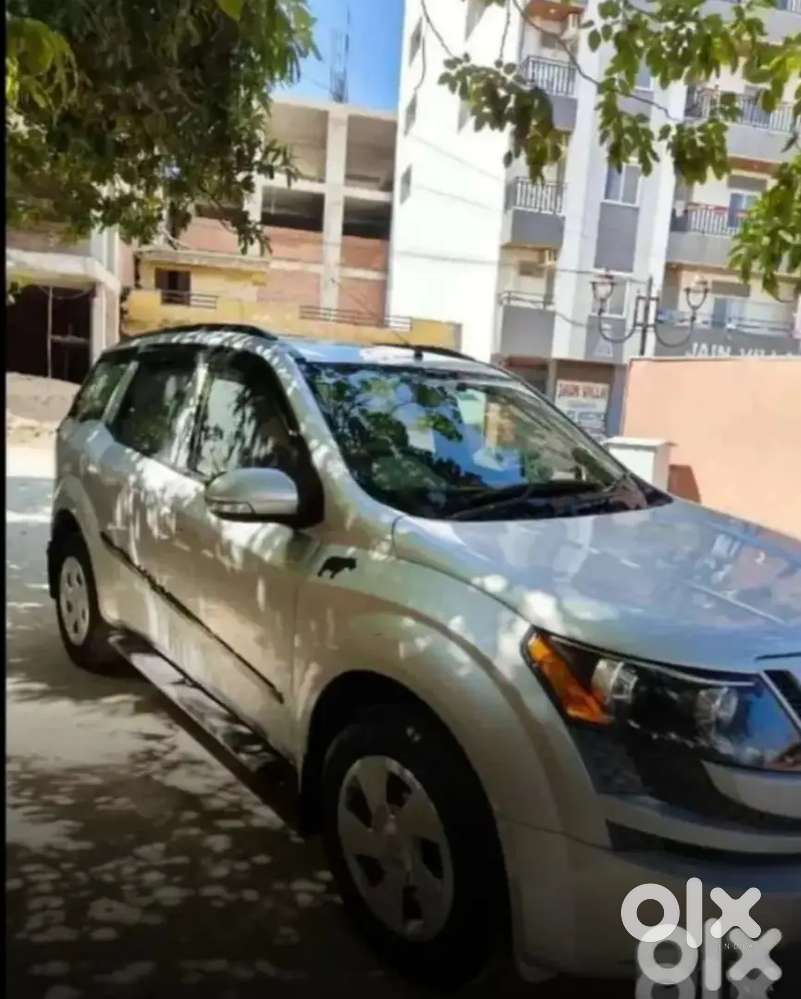 Mahindra Xuv500 2015