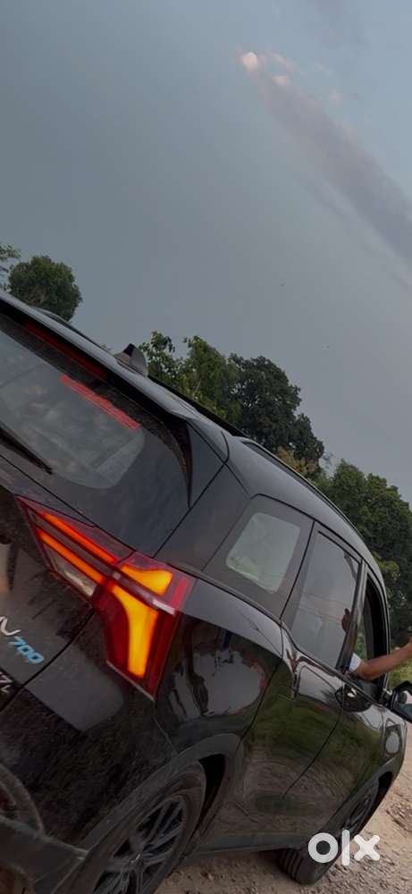 Mahindra Xuv700 Diesel 2025