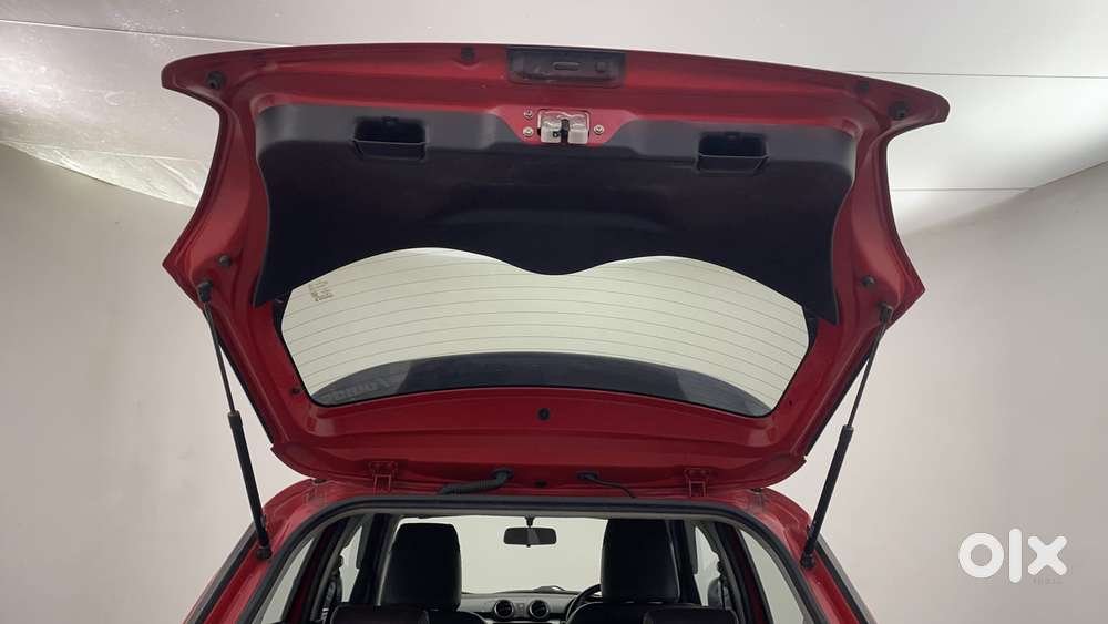 Maruti Suzuki Swift 1.3 Zxi, 2021, Petrol