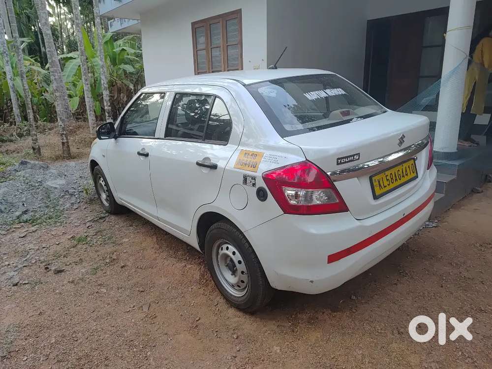 Maruti Suzuki Dzire 2022 Cng & Hybrids 236000 Km Driven