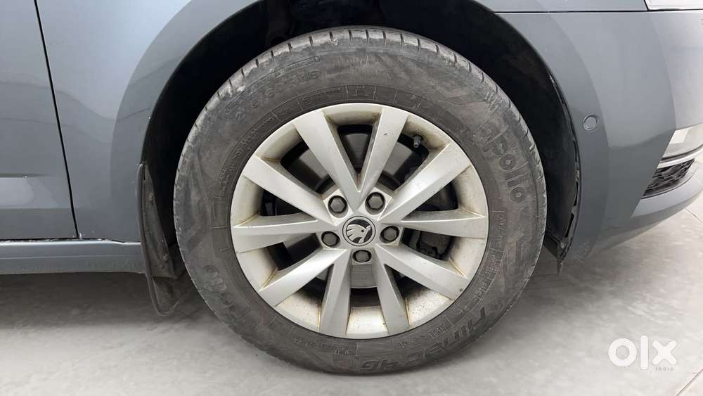 Skoda Octavia 2.0 L K Tsi At, 2018, Petrol