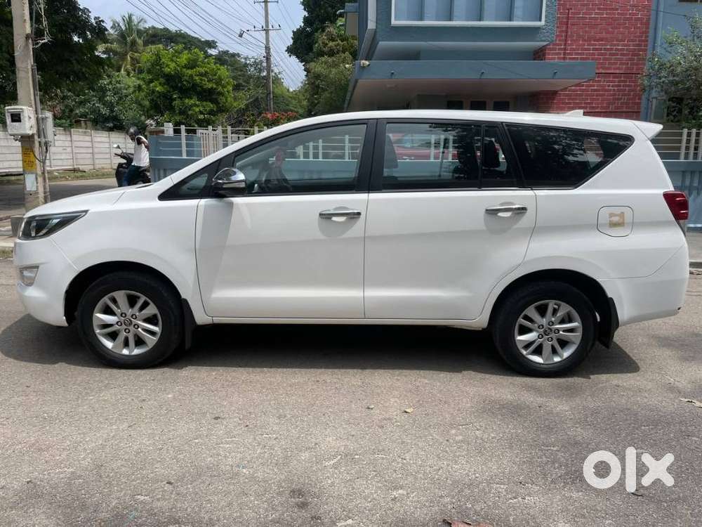 Toyota Innova Crysta 2.8 Gx At, 2016, Diesel