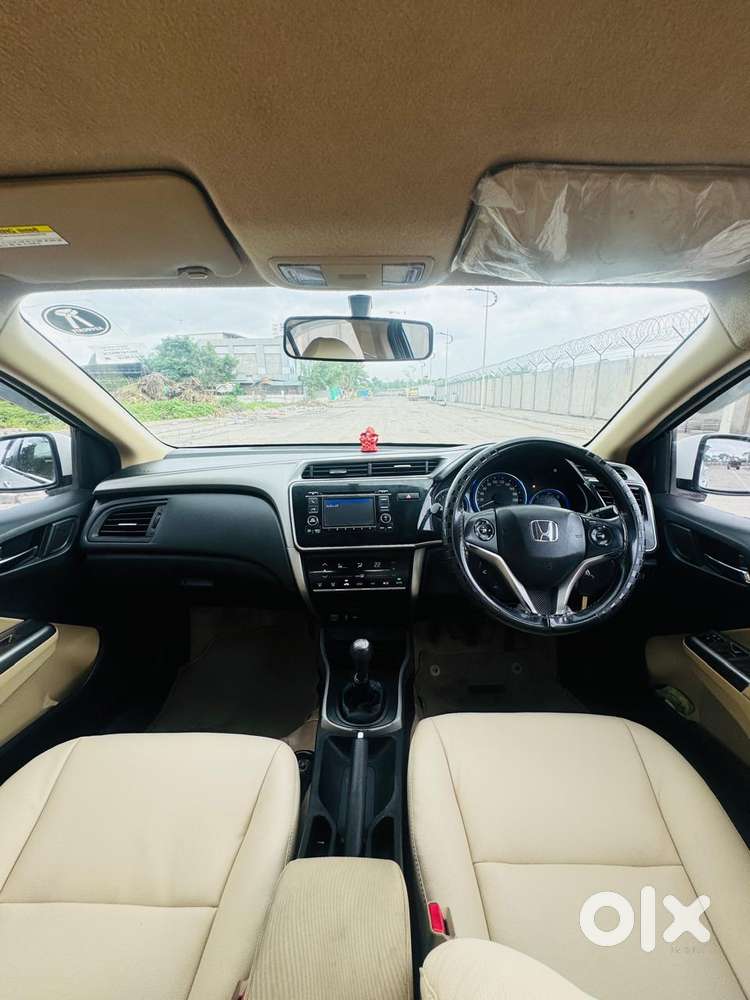 Honda City 1.5 V Cvt I-vtec Mt, 2016, Petrol