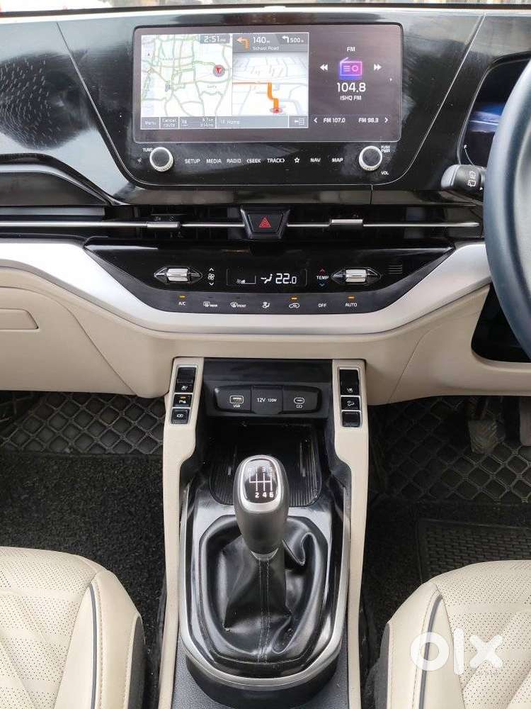 Kia Carens 1.5 Luxury Plus Turbo 7 Str, 2023, Petrol