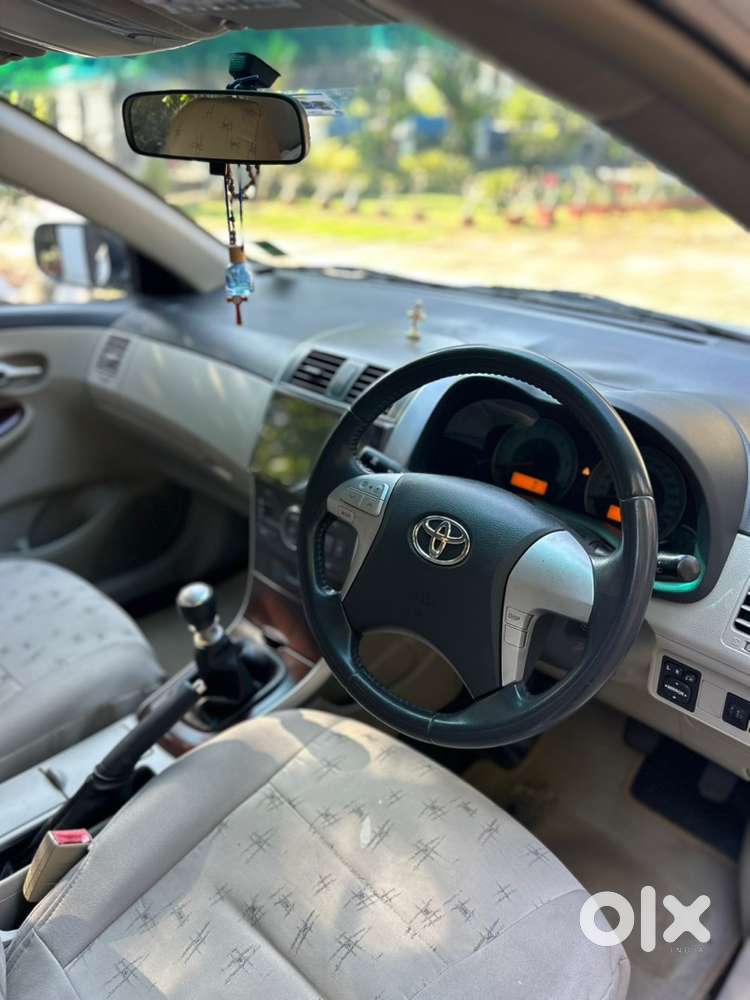 Toyota Corolla Altis Diesel 72000kms First Owne
