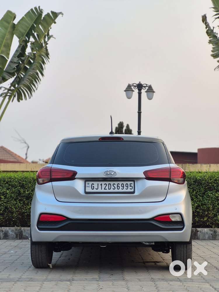 Hyundai I20 Sportz 1.2 Mt Dual Tone, 2020, Diesel