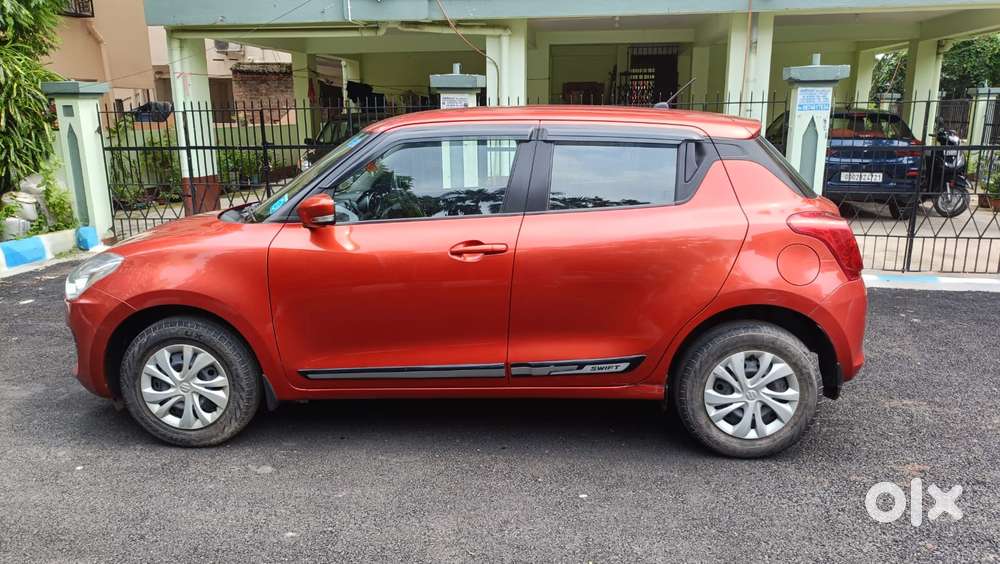 Maruti Suzuki Swift Vxi Ags, 2021, Petrol