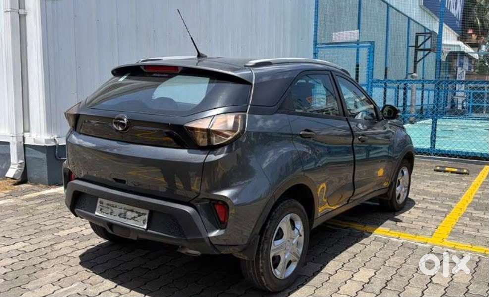 Tata Nexon Petrol Manual 2021