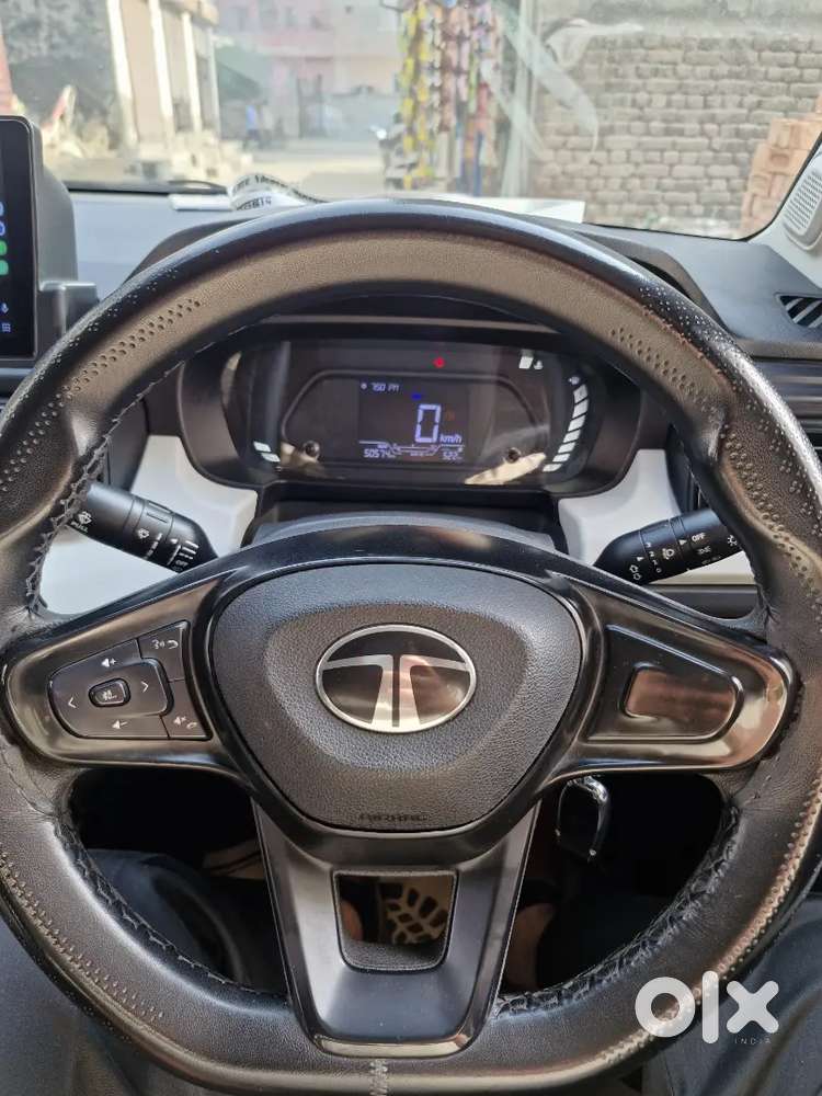 Tata Punch 2024 Petrol Well Maintained