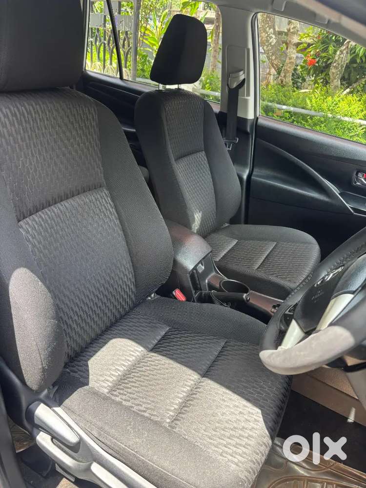 Toyota Innova Crysta 2019