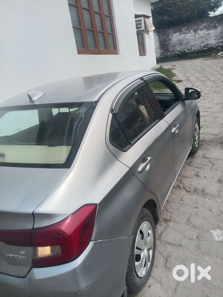 Honda Amaze 2nd Gen 2022 Petrol Well Maintained