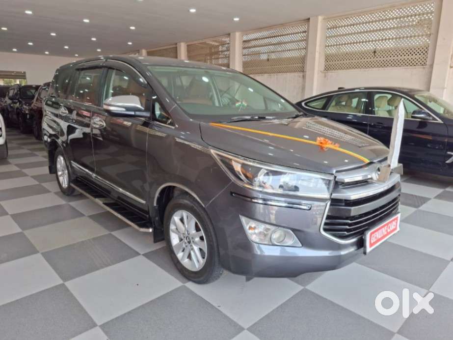Toyota Innova Crysta
