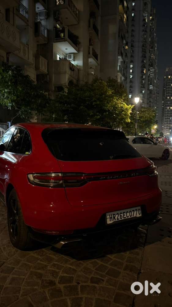 2019 Porsche Macan Petrol