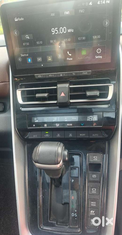 Toyota Innova Hycross 2.0 Vx Hybrid 8 Str, 2025, Petrol