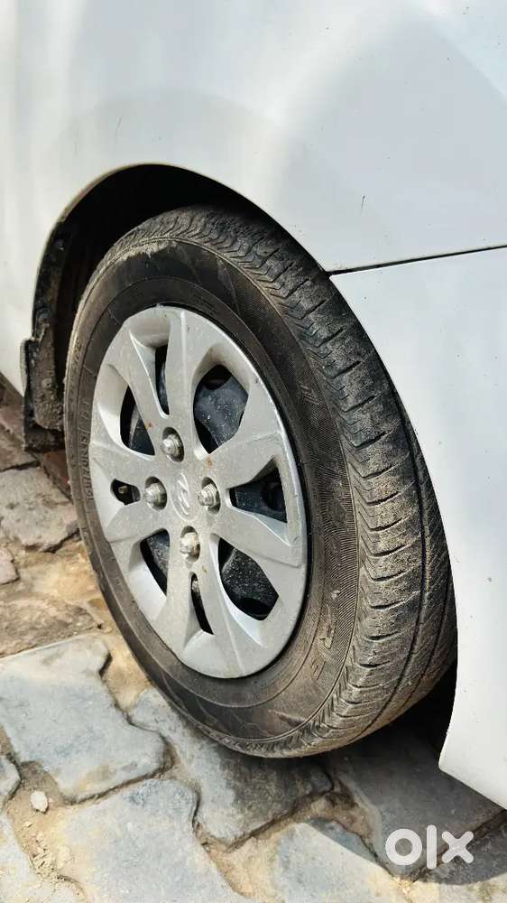 Hyundai Eon 2015 Petrol+lpg Well Maintained With New Tyres