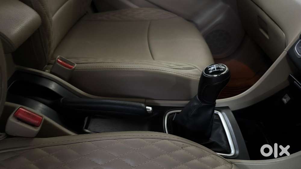 Maruti Suzuki Ciaz 1.5 Zeta Shvs Mt, 2022, Petrol