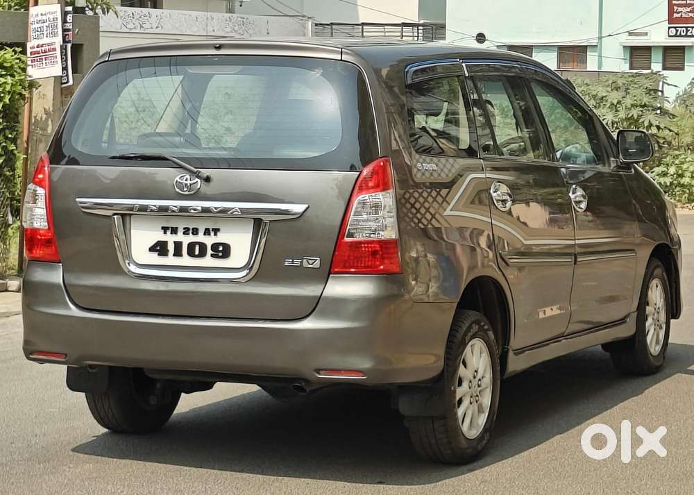 Toyota Innova 2.0 V, 2012, Diesel