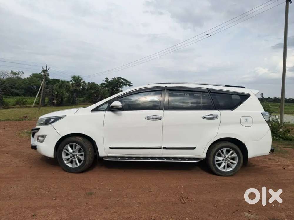 Toyota Innova Crysta 2017 Diesel Mt