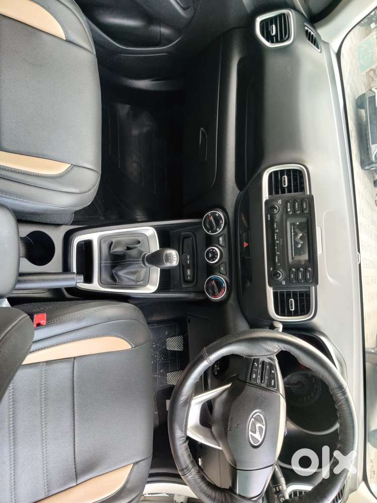 Hyundai Venue S 1.2 Petrol, 2022, Petrol