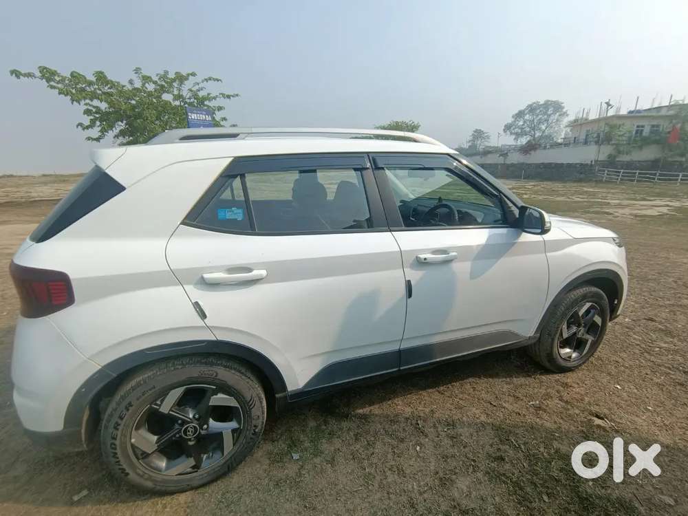 Hyundai Venue 2020 Petrol Good Condition