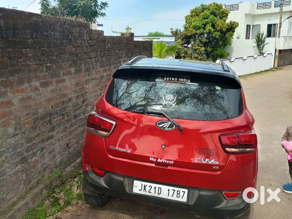 Mahindra Kuv 100 2017