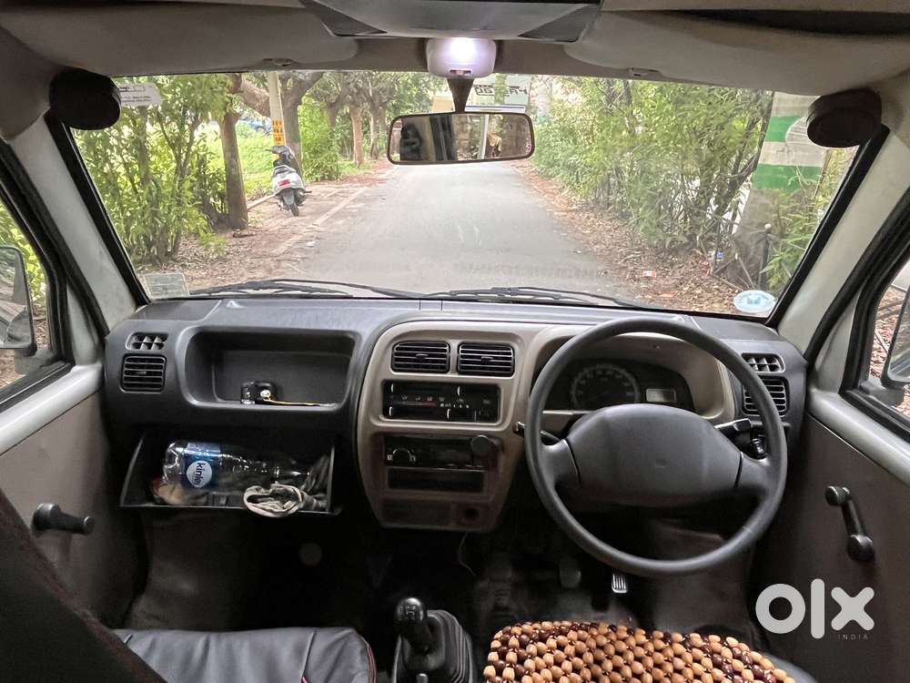 Maruti Suzuki Eeco 5 Str Ac (o), 2015, Petrol