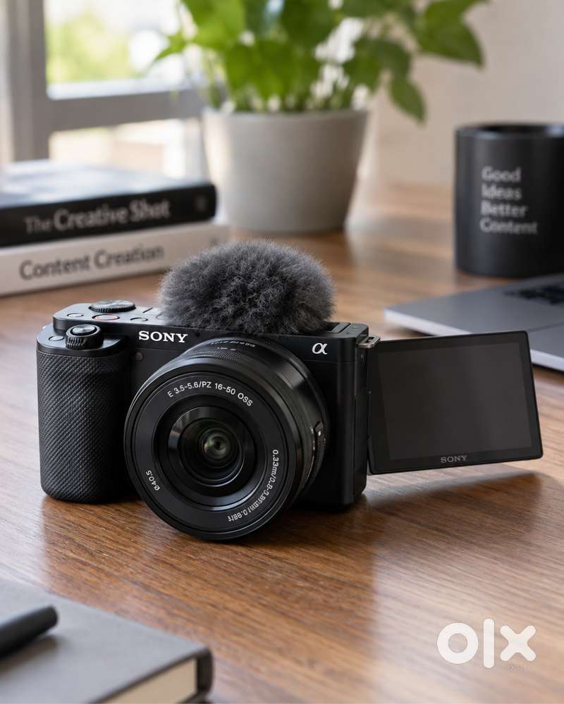 Sony ZV-E10 Camera + Gimbal + 3 Lenses + Accessories