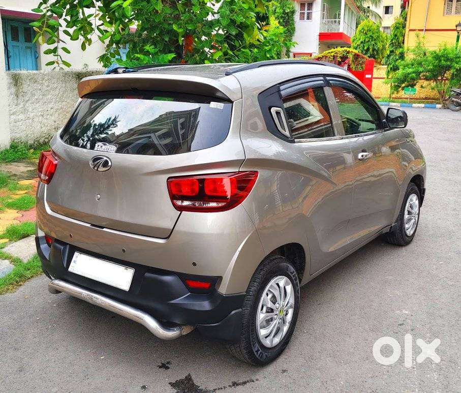 Mahindra Kuv 100 Mahindra-kuv-100-g80-k2-plus, 2017, Petrol