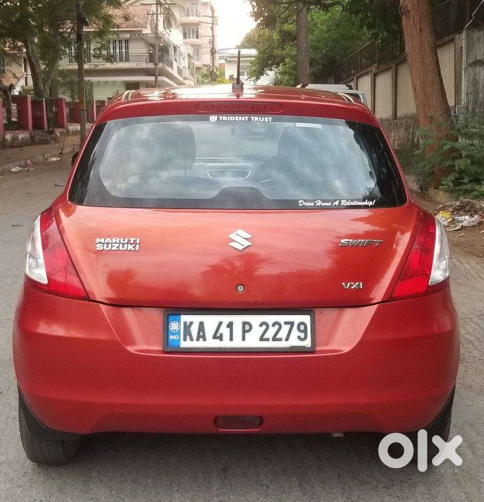 Maruti Suzuki Swift Vxi + Manual, 2011, Petrol