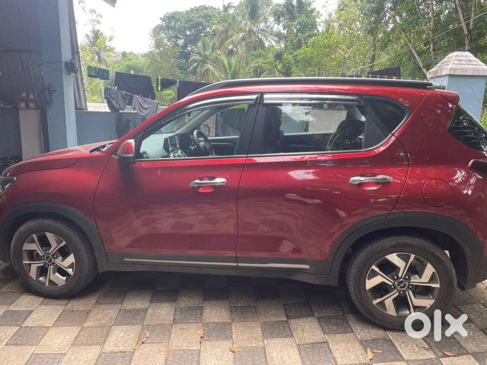 Kia Sonet 2021 Petrol 26000 Km Driven Well Maintained Red Color
