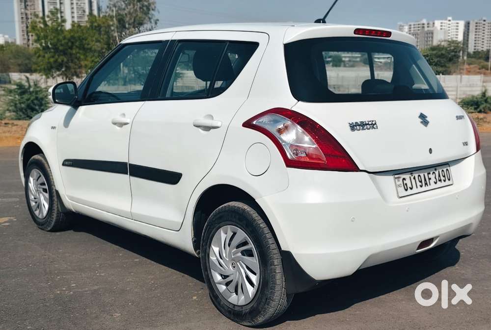 Maruti Suzuki Swift Vxi + Manual, 2016, Petrol