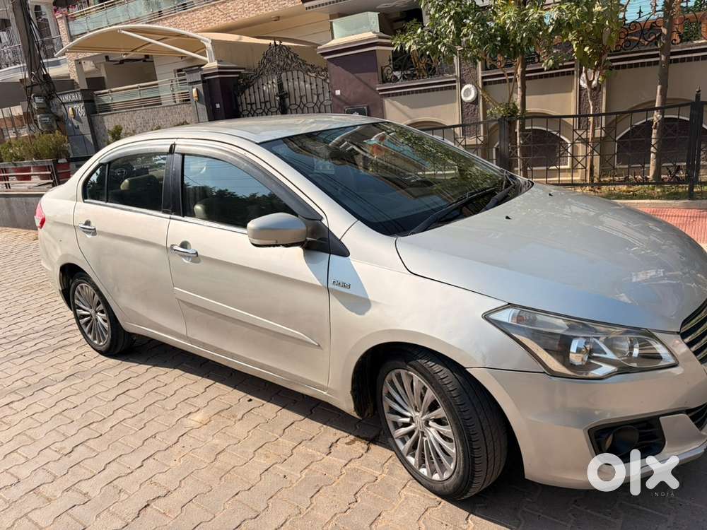 Maruti Suzuki Ciaz Alpha Smart Hybrid 2017 Year